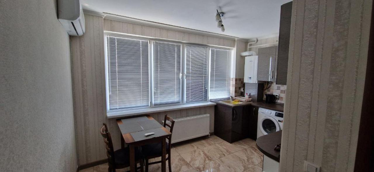 Tecuci Apartment In The Center Κισινάου Εξωτερικό φωτογραφία